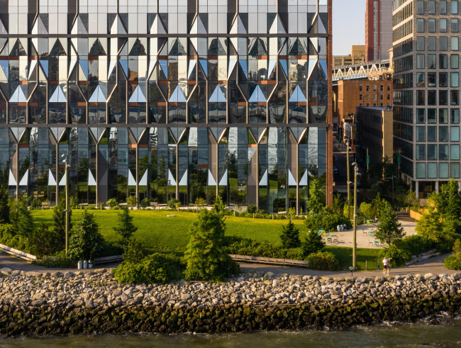 ������� ������ 10 Jay Street