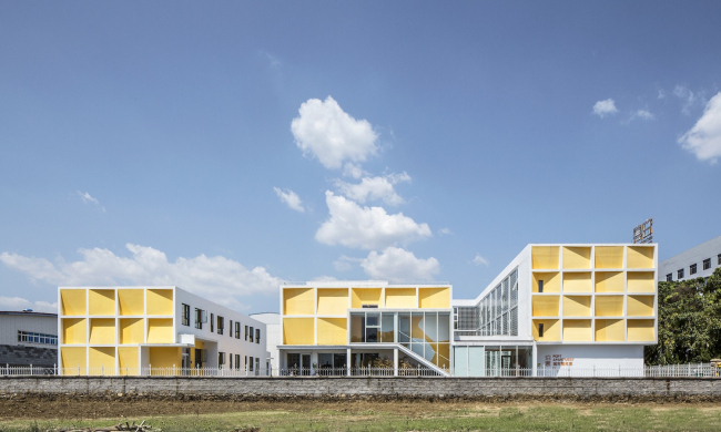 ����� �������� Yantai Port Apartment