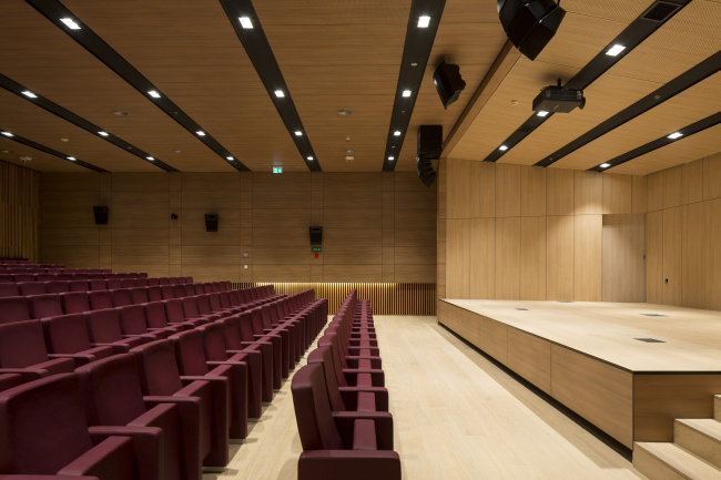 ������ ������������������� ����� �������� CAF