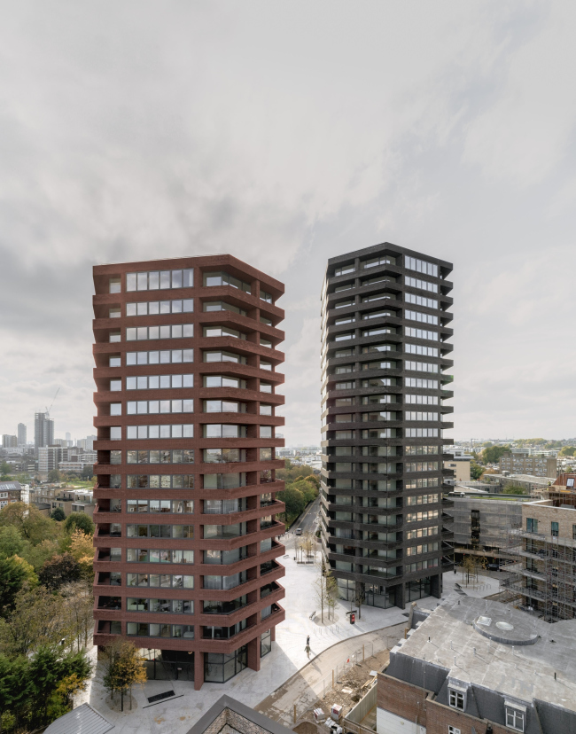 ����� ����� Hoxton Press