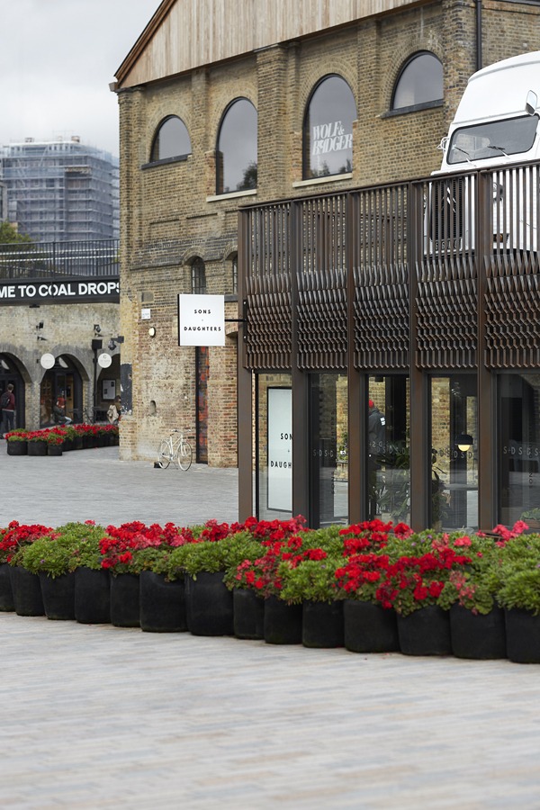 �������� � �������� ������-����� �������