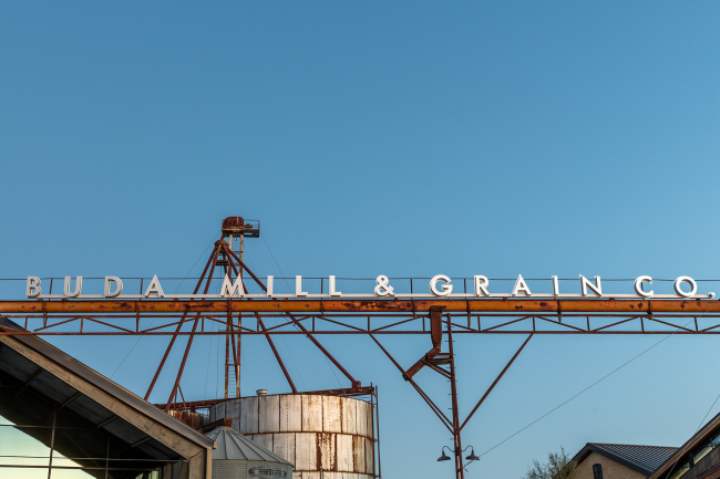 �������� Buda Mill & Grain Co.