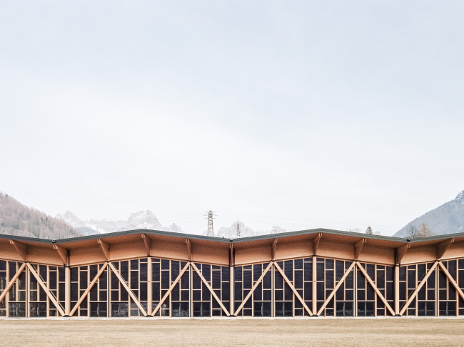 ����� �������� � ���������� � ������