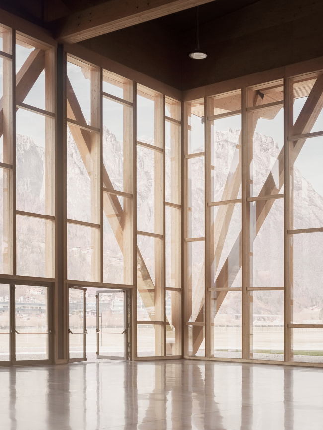 ����� �������� � ���������� � ������