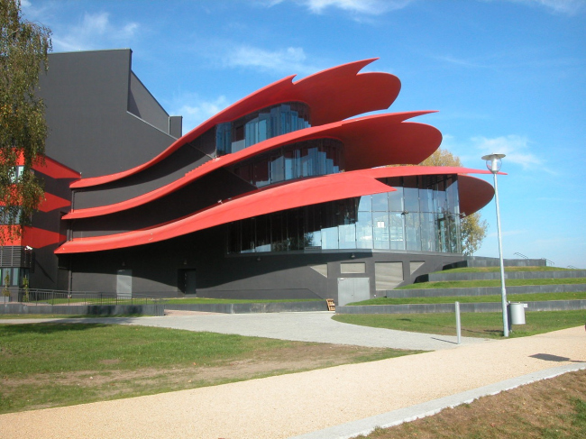 Театр Ханса Отто в Потсдаме Театр Ханса Отто в Потсдаме