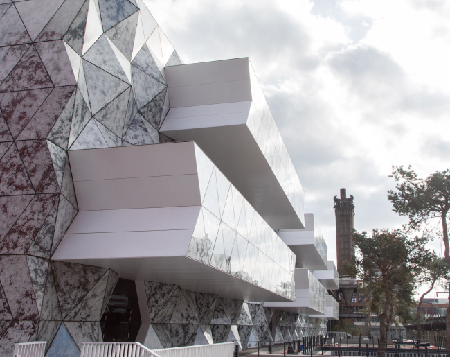 ������� ����� ��������������� ������������