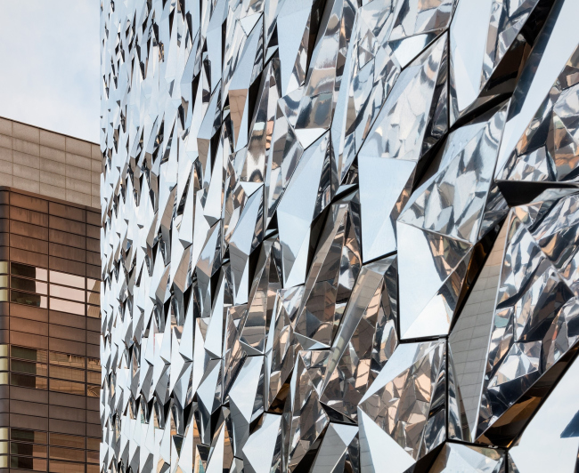 ������� ������ The Illusion