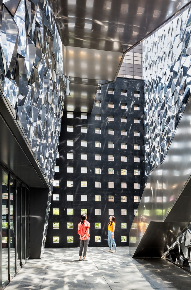 ������� ������ The Illusion