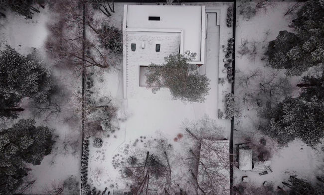 ����� ���