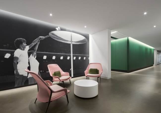 Montréal Tower � �������������