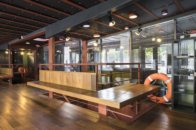 ������� ��������������� ��������� L′Adamant