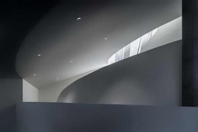 ���-����� � ���� Tank Shanghai