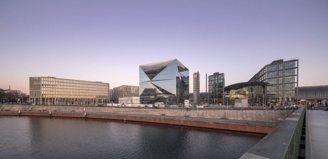 ������� ������ cube berlin