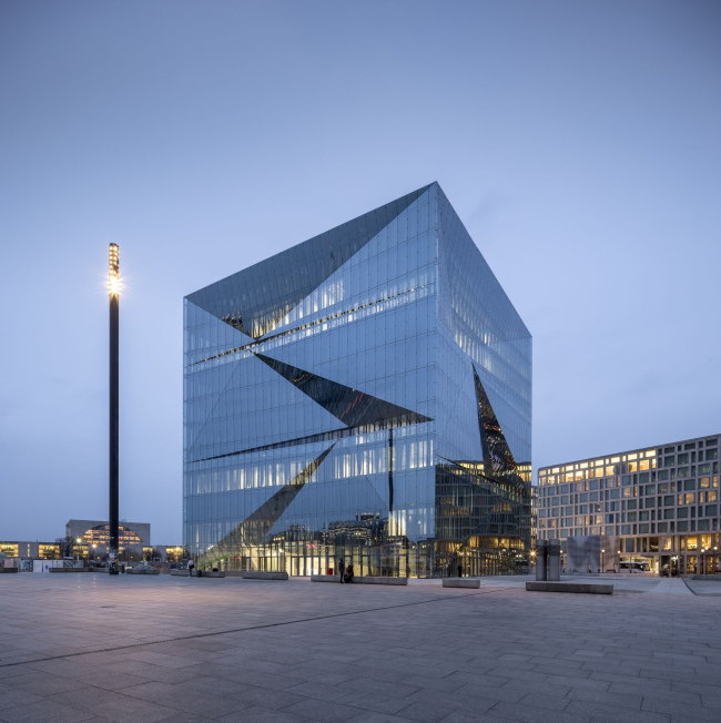 ������� ������ cube berlin