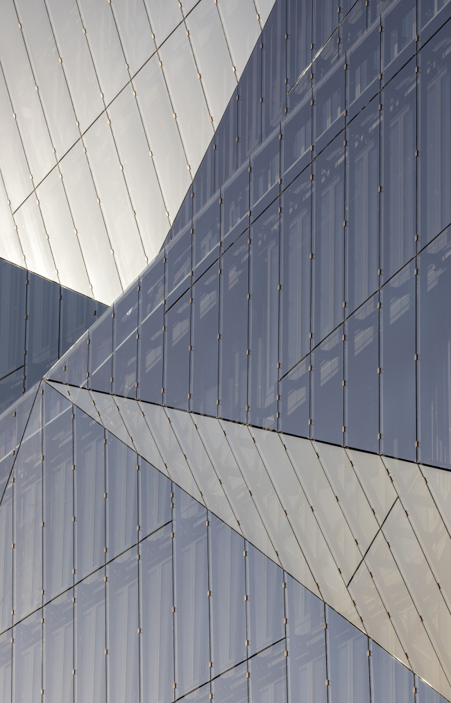 ������� ������ cube berlin