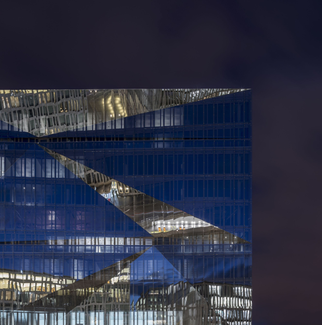 ������� ������ cube berlin