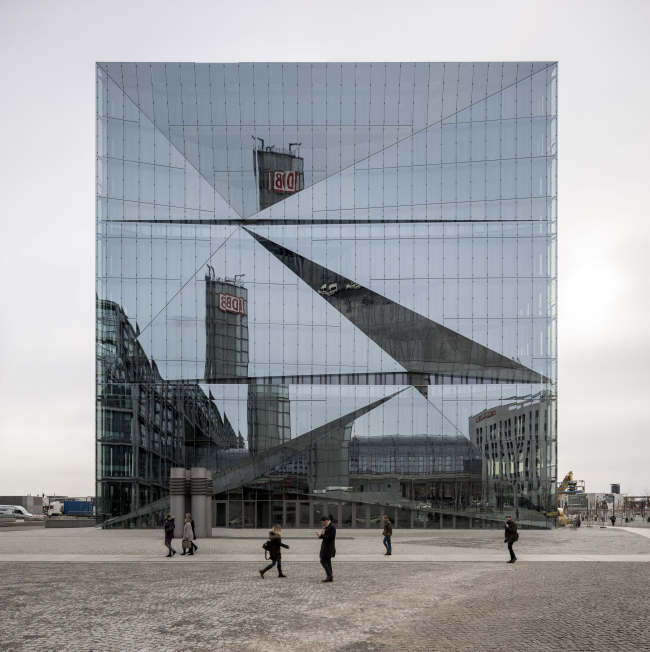 ������� ������ cube berlin