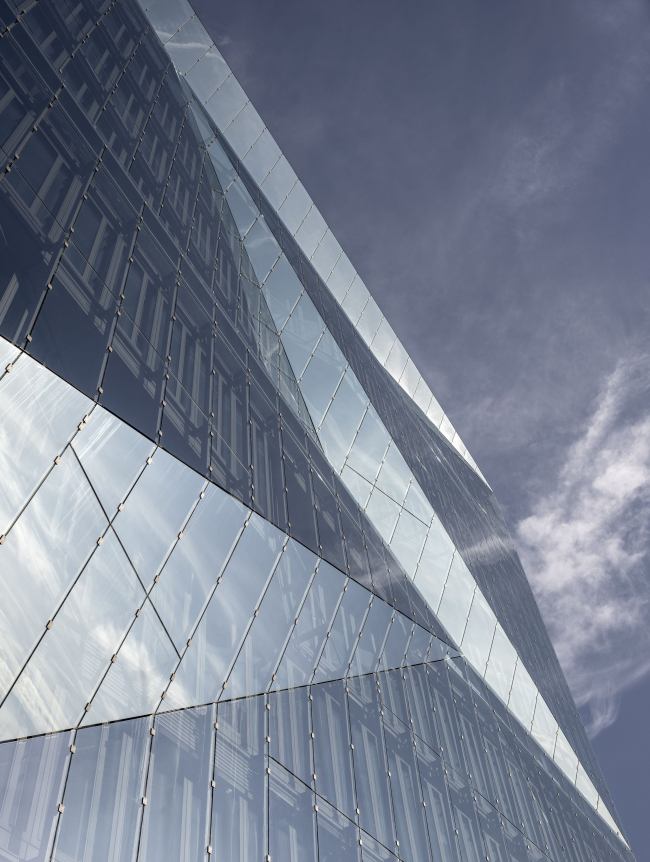 ������� ������ cube berlin