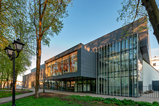 ������������ ����� Volkov Plaza