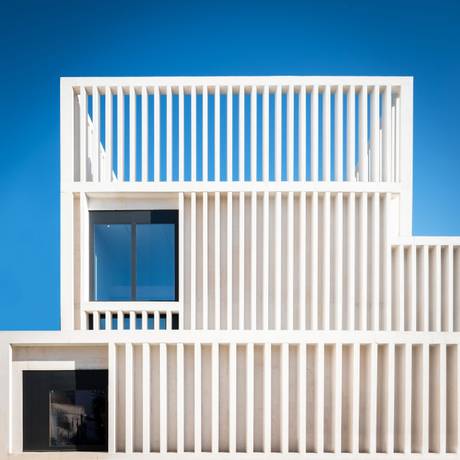 ����� ������������ ��������� ������ �� �������