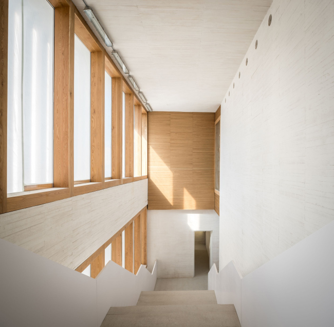 ����� ������������ ��������� ������ �� �������