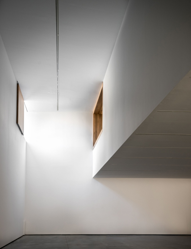 ����� ������������ ��������� ������ �� �������