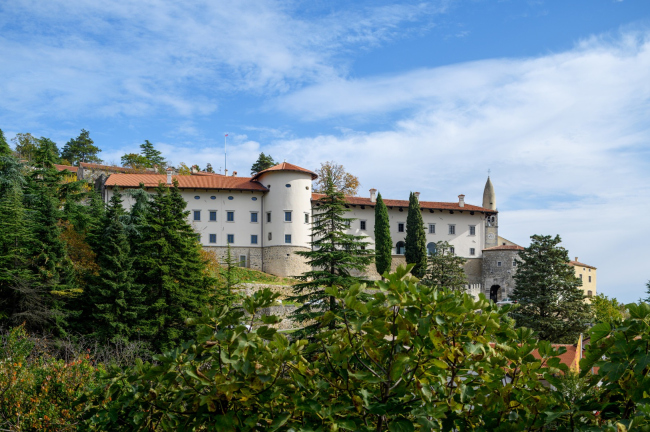 ����� ������ � ��������. ������:Protection of Cultural Heritage of Slovenia