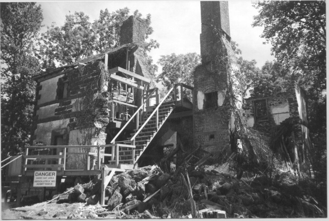 Дом на плантации Менокин. Историческая фотография