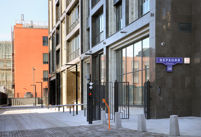 Olive House apartments / GRAN (Pavel Andreev Architects)