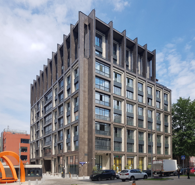 Olive House apartments / GRAN (Pavel Andreev Architects)