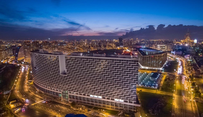 ����� �������� �����