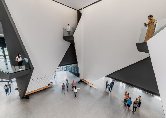 ����������� � �������������� ����� ���