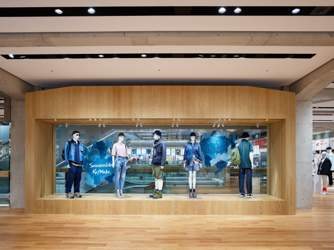 ������� ����������� ������� Uniqlo Tokyo