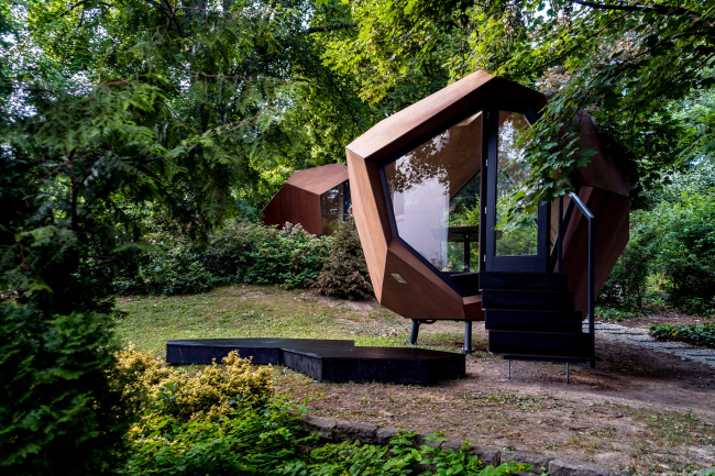 ������� Workstation Cabin