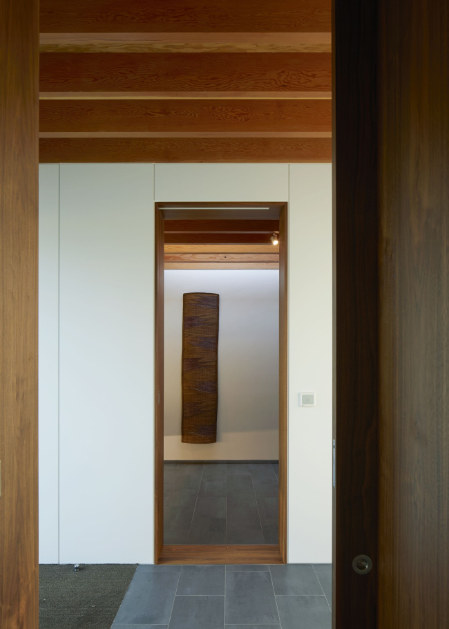 ����� Windward House