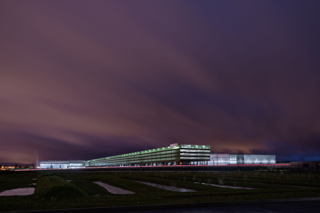 ����� �������� � ���������� MEETT