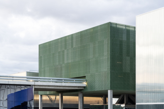 ����� �������� � ���������� MEETT