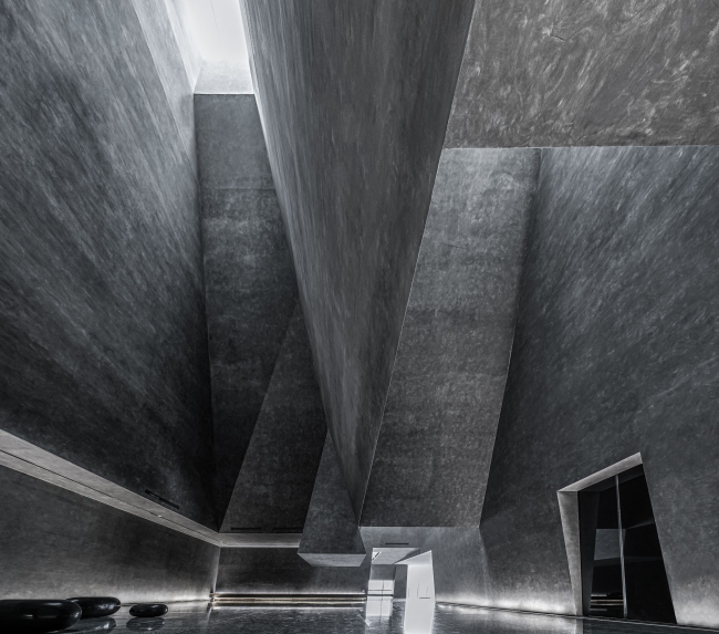 �����������-������������ ����� ����� �������� Yingliang