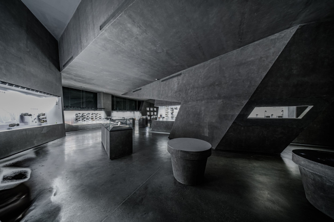 �����������-������������ ����� ����� �������� Yingliang