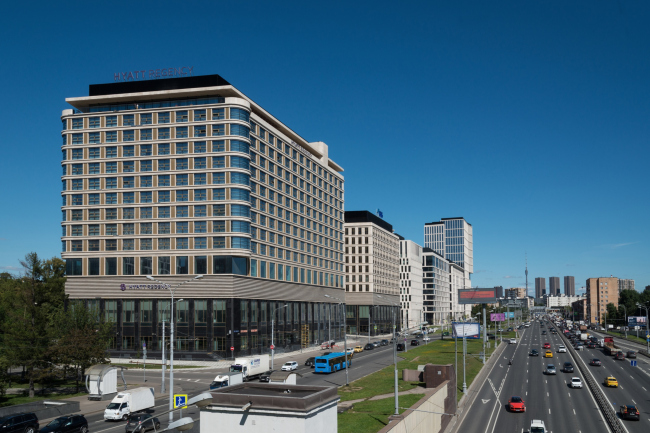 ����� Hyatt Regency. ������������������� �������� ���� ����� ����
