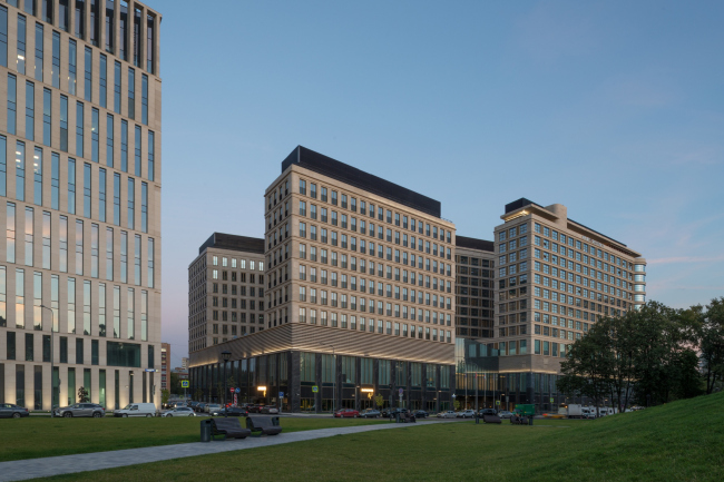 ����� Hyatt Regency. ������������������� �������� ���� ����� ����