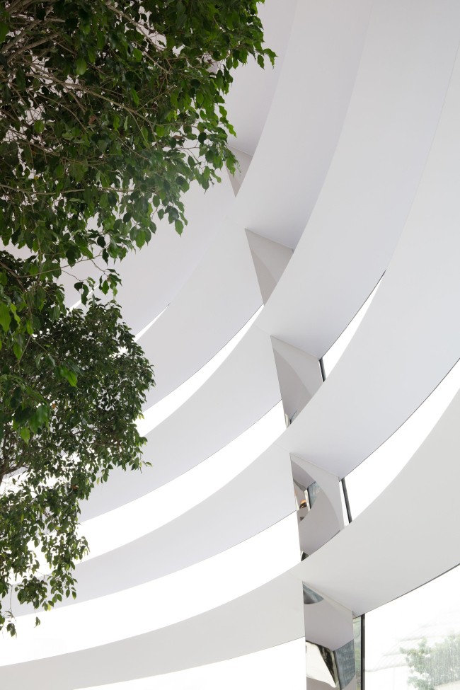 ������� Apple Marina Bay Sands