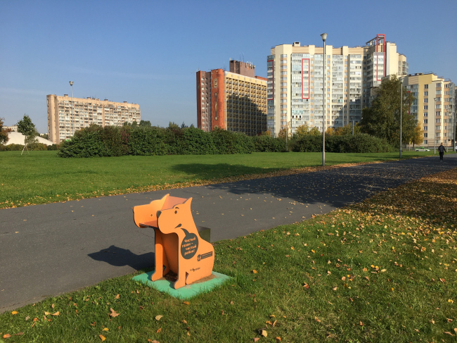 Вид из Полюстровского парка на застройку квартала 