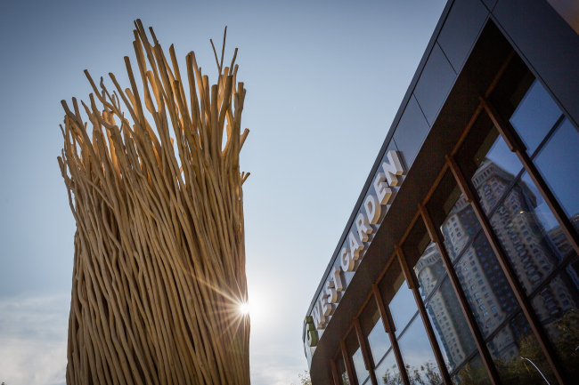 ������� ���������, ��������. ���������� ��� ����� ������ ��������� West Garden / 10.2020