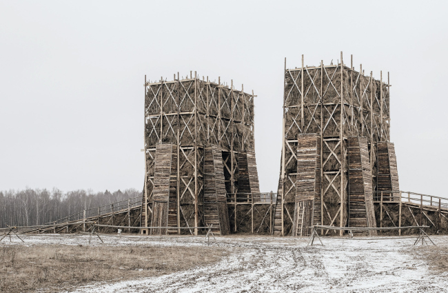 Сожженный мост в деревне Никола-Ленивец
Петр Советников, Вера Степанская. KATARSISab