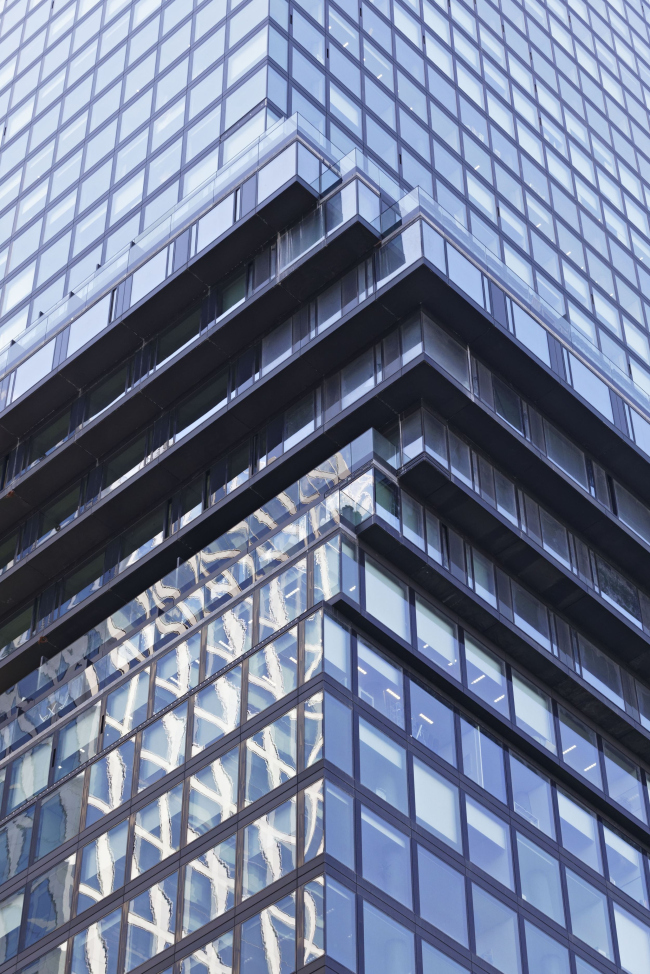 ����� Omniturm