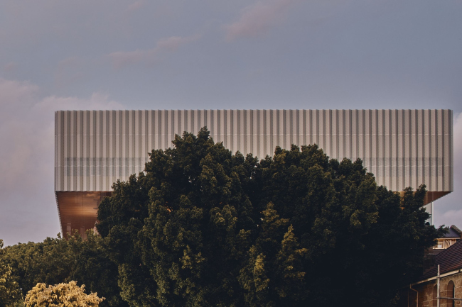 ����� �������� ��������� ����� ������