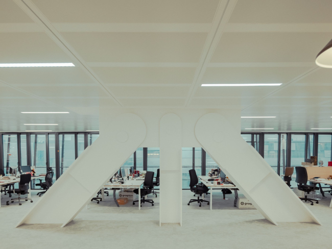 ����� ����-�������� ������ Le Monde