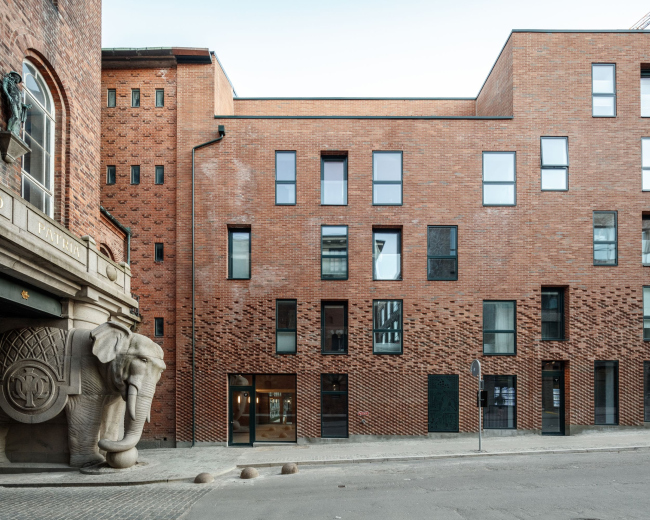 �������� Theodora House