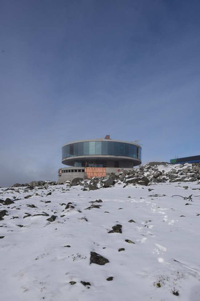 The restaurant in the mountains